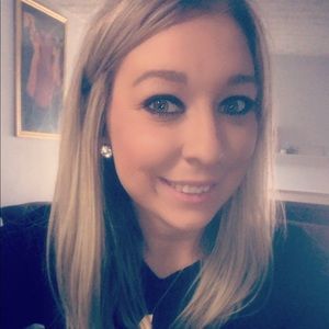 Meet your Posher, Kara